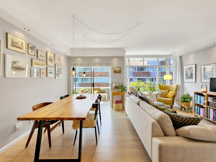 2 Bedroom Property for Sale in Sea Point Western Cape